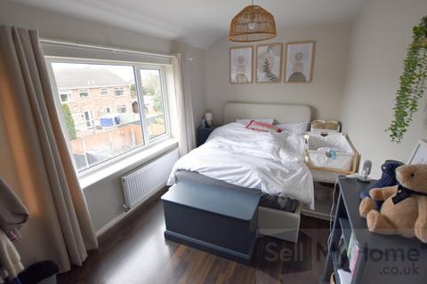 3 bedroom semi-detached house for sale, Field Lane, Burton-On-Trent, Staffordshire