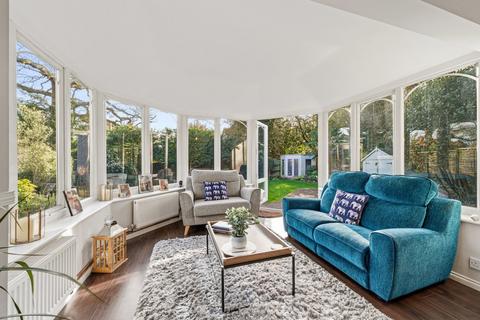 undefined, Mayfield Gardens, Walton-on-Thames, KT12