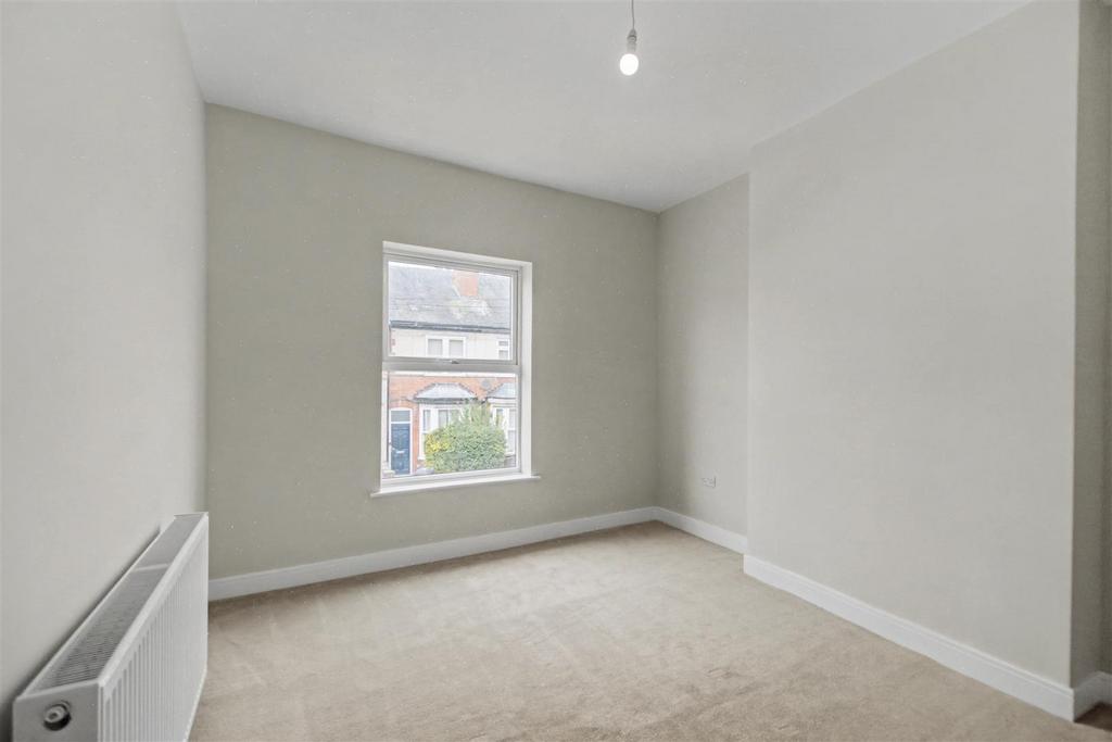 Bedroom 2 1.jpeg
