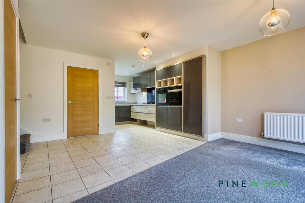 Kitchen / Dining room / Lounge