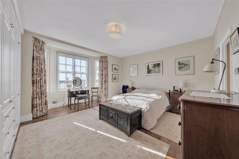 4 bedroom apartment for sale, Garden Court, Garden Road, St John's Wood, London, NW8