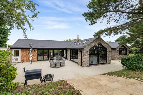 5 bedroom bungalow for sale, South Way, Seaford, East Sussex