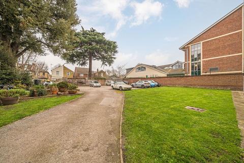 undefined, Surbiton Road, Kingston Upon Thames KT1
