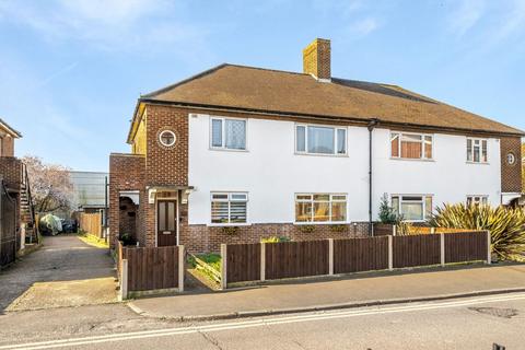 undefined, Elmwood Avenue, Feltham TW13