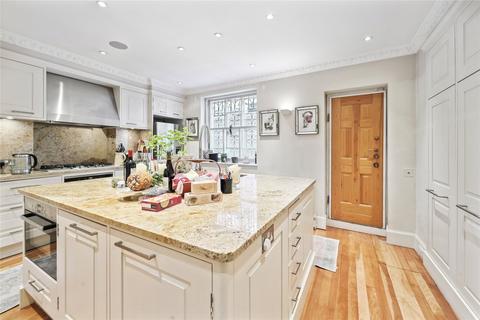 4 bedroom end of terrace house for sale, South Eaton Place, London, SW1W