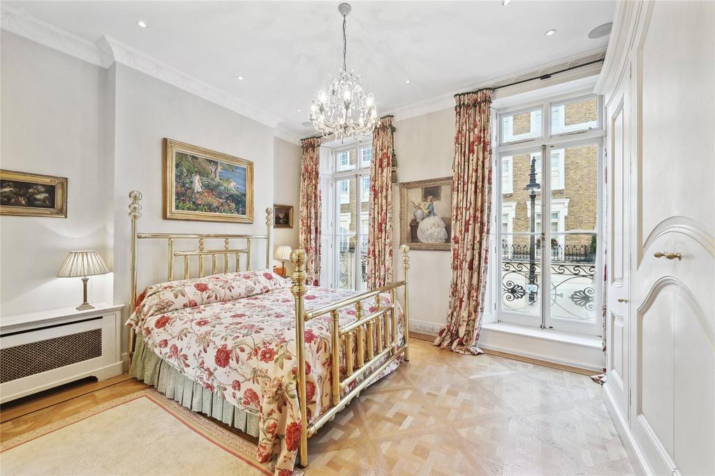 Principal Bedroom