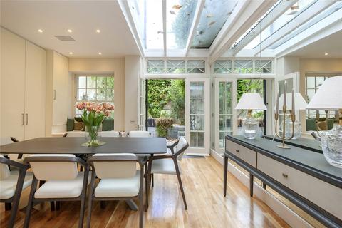 4 bedroom end of terrace house for sale, South Eaton Place, London, SW1W