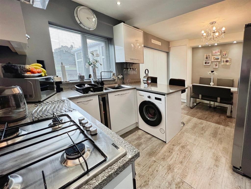 Dining Kitchen