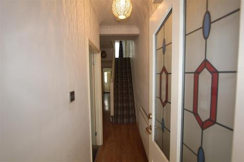 undefined, Forest Gate E7