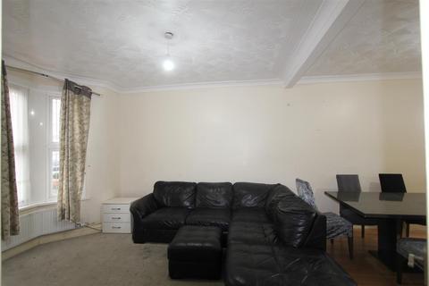 undefined, Forest Gate E7