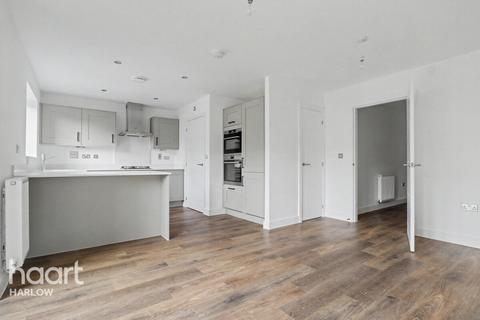 4 bedroom detached house for sale, St James Park, Bishops Stortford