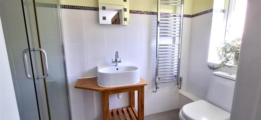 En suite shower room