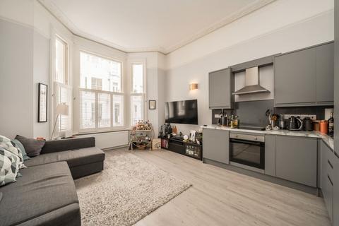2 bedroom flat to rent, Perham Road, London W14