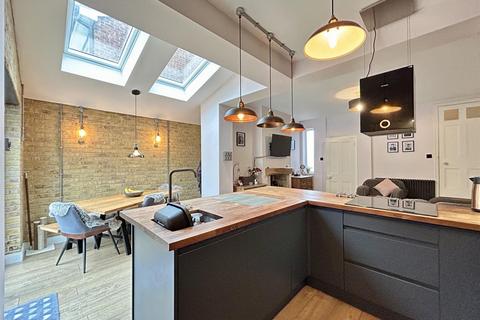 2 bedroom semi-detached house for sale, Beaumont Road, Halesowen