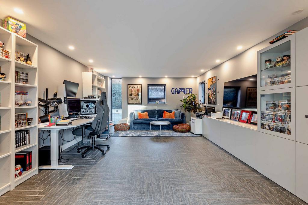 Games/Family Room