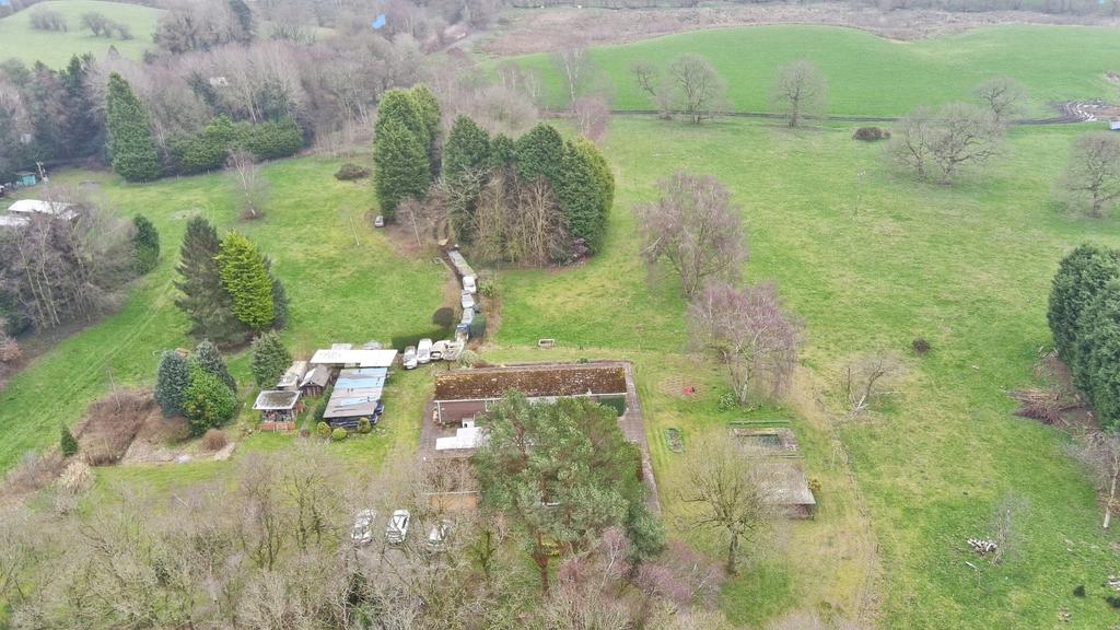 9d095632-4604982 100 DRONE SING0261...