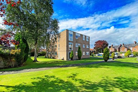 2 bedroom apartment to rent, Grange Road, Bowdon, Altrincham