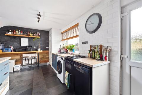 2 bedroom end of terrace house for sale, Kingsley Avenue, Cornwall PL11