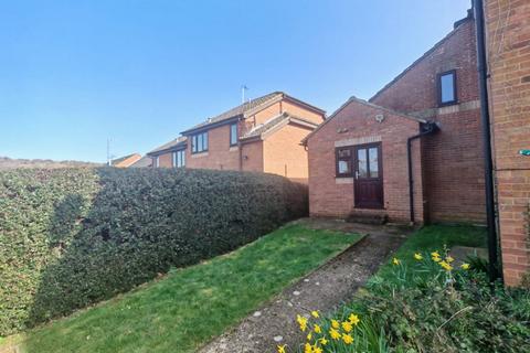 1 bedroom bungalow to rent, King Street, High Wycombe HP14
