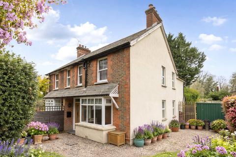 3 bedroom semi-detached house for sale, London Road, Hill Brow, Liss, West Sussex, GU33