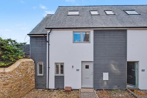 undefined, Corn Street, Witney