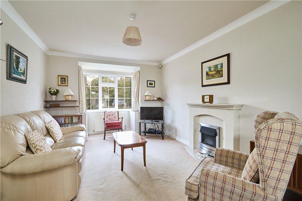 House in Leeds, West Yorkshire - View 2
