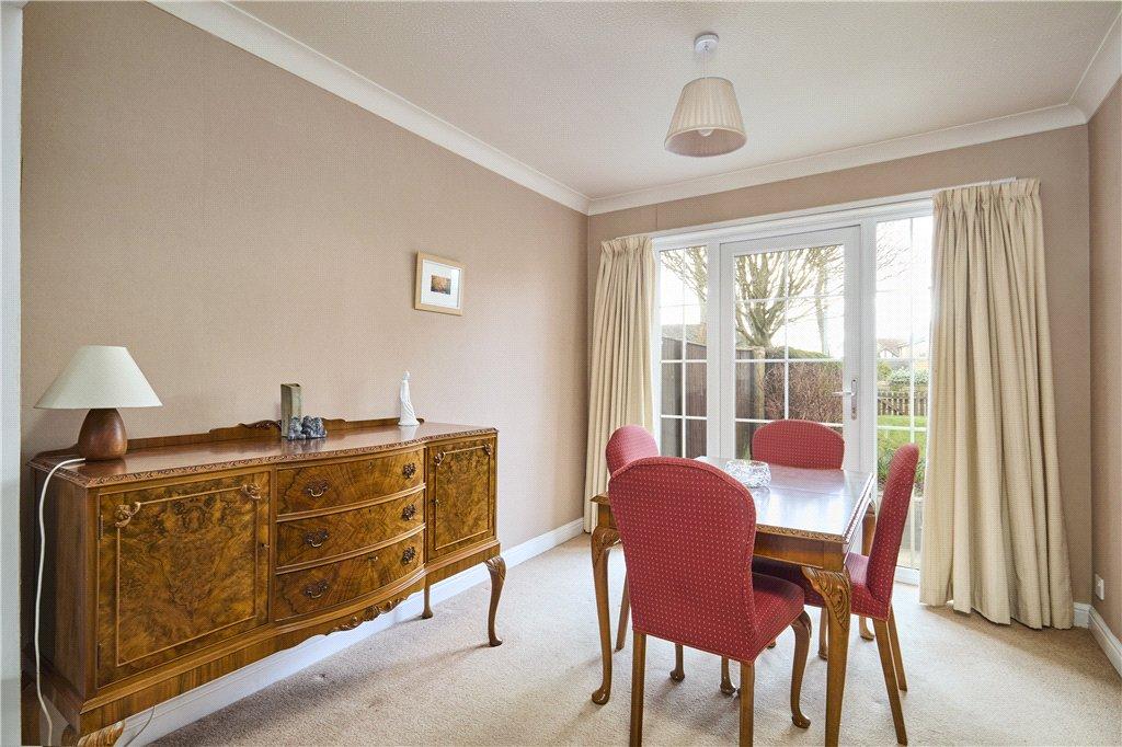 House in Leeds, West Yorkshire - View 4