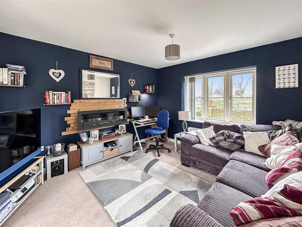 Sitting room.jpg
