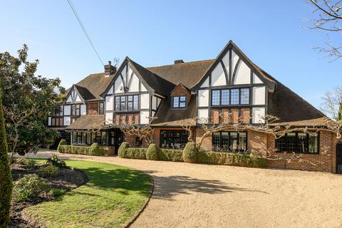 undefined, Walton-on-thames KT12