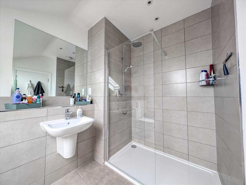 En Suite to Master