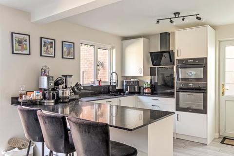 undefined, Chennells Way, Horsham, RH12