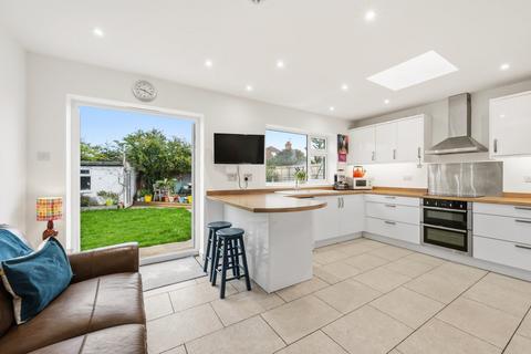 undefined, Sunbury Lane, Walton-on-Thames, KT12