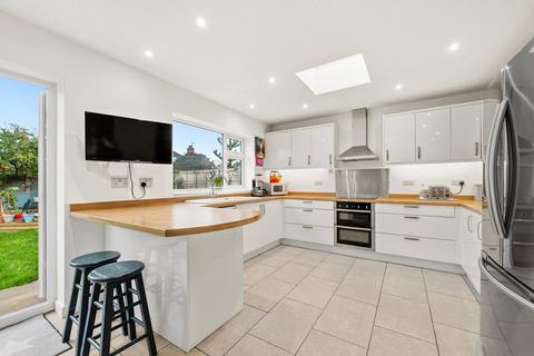 undefined, Sunbury Lane, Walton-on-Thames, KT12