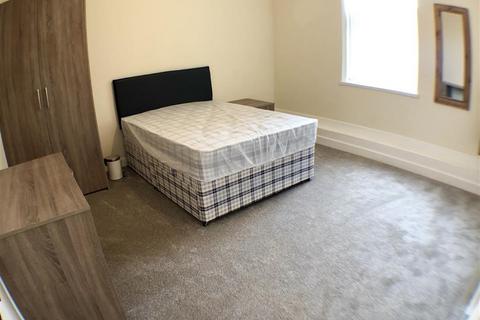1 bedroom flat to rent, Chester Road North, KIDDERMINSTER