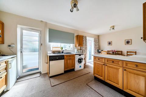 3 bedroom semi-detached house for sale, Eythorne Close, Kennington, Ashford TN24 9LP