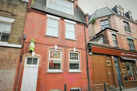 undefined, Woodseer Street, London E1