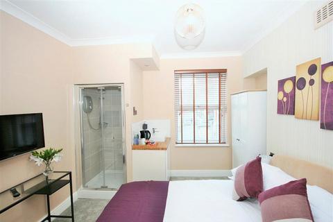 undefined, Woodseer Street, London E1
