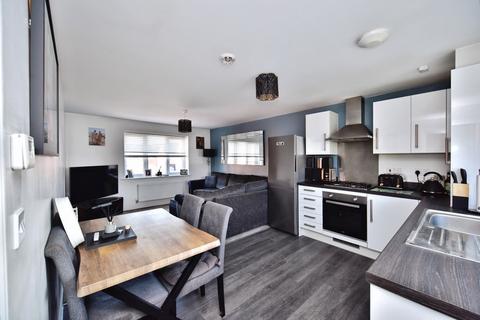 2 bedroom end of terrace house for sale, Hook Way, Maidstone, Kent, ME17