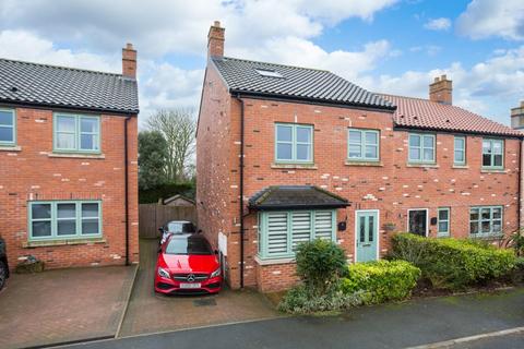 undefined, Hazeldene Fold, Minskip