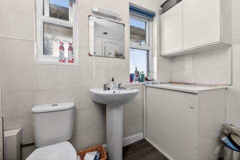 6 bedroom end of terrace house for sale, Edith Avenue, Plymouth PL4