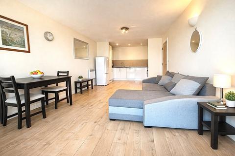 2 bedroom flat to rent, Granite Apartments, London, E15