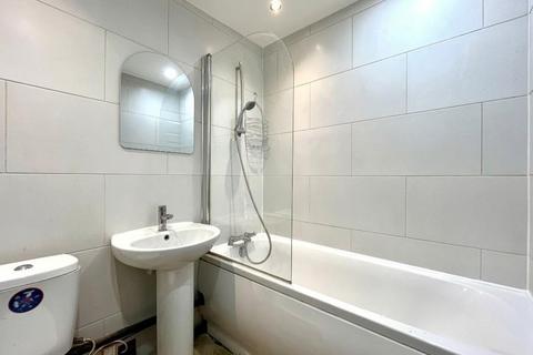 undefined, Northenden Road, Sale