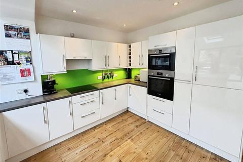 2 bedroom terraced house for sale, Station Avenue, Epsom KT19