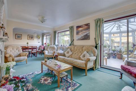 4 bedroom detached house for sale, Cascadia Close, High Wycombe HP11