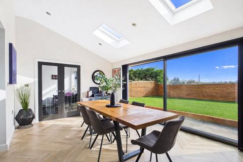 undefined, Malyns Way, Tilehurst, Reading, Berkshire, RG31