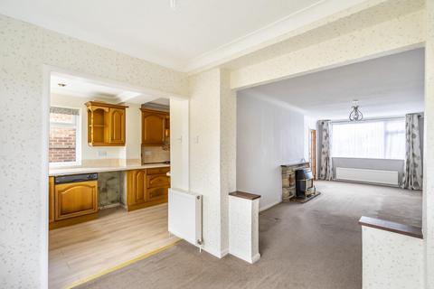 3 bedroom semi-detached house for sale, Eastfield Crescent, York