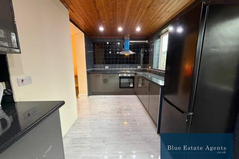 undefined, Ash Grove, Hounslow, TW5