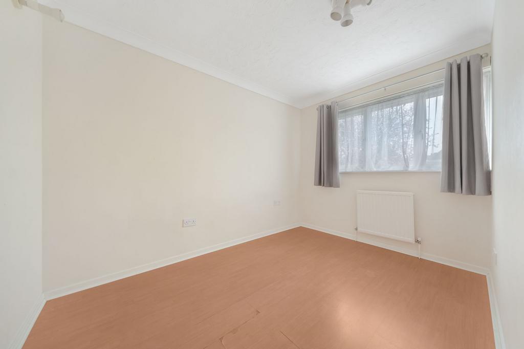 27 Fallowfield - Bedroom 2
