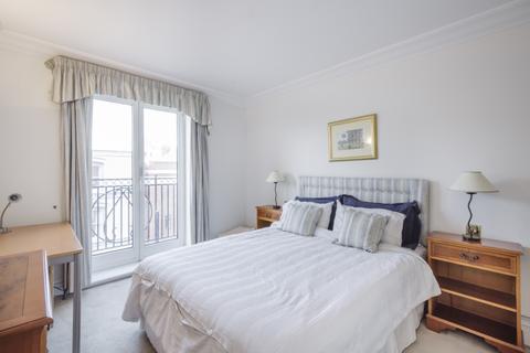 1 bedroom apartment to rent, Wrights Lane London W8
