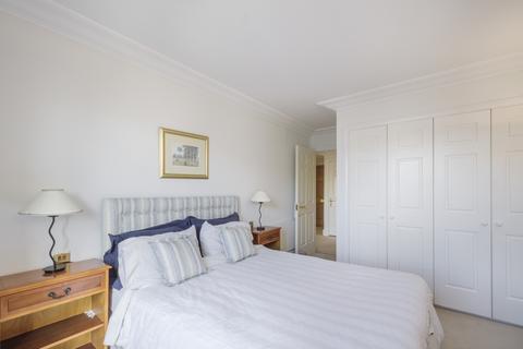 1 bedroom apartment to rent, Wrights Lane London W8